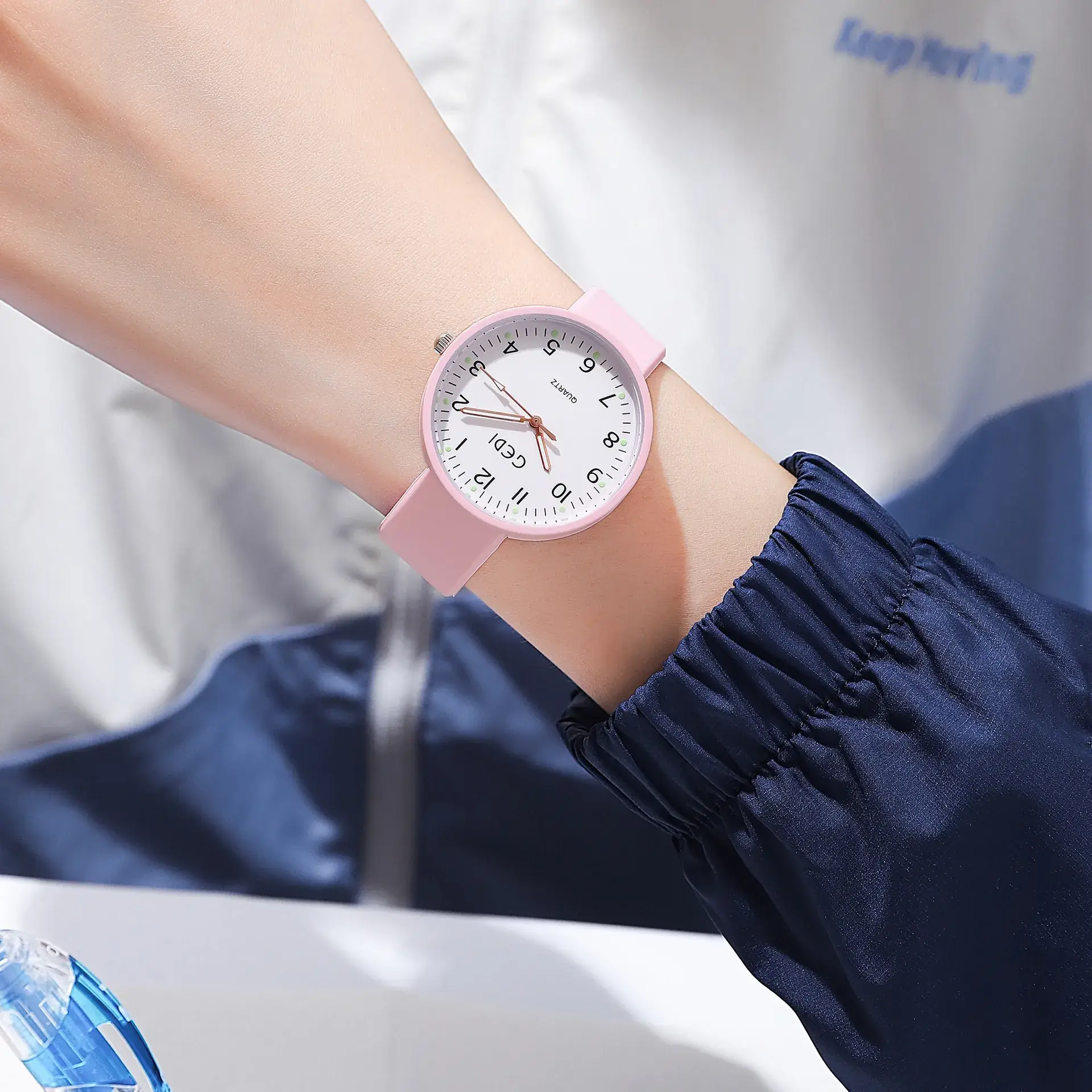 Pink Jelly Silicone Women's Quartz Watch - Image 7