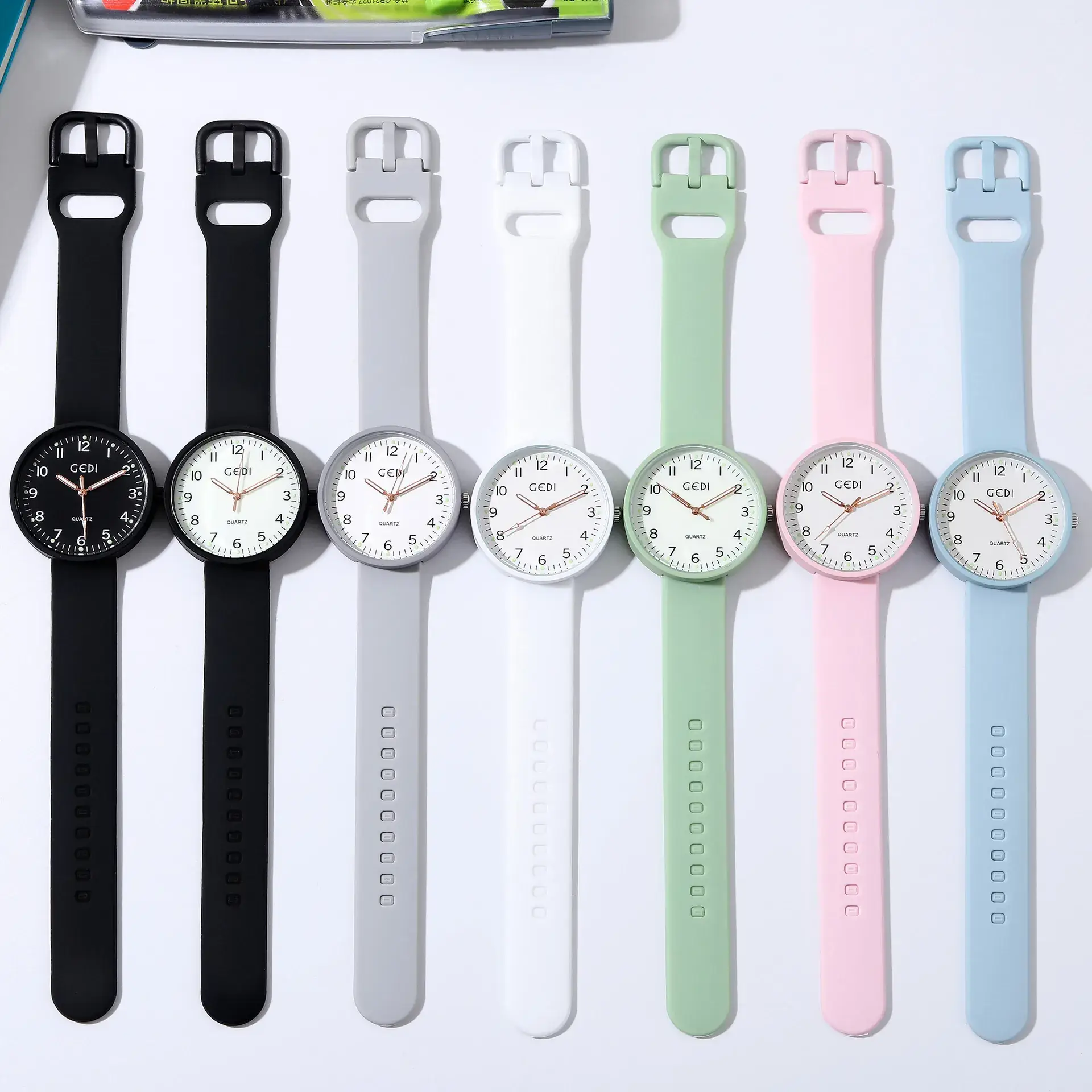 Pink Jelly Silicone Women's Quartz Watch - Image 10