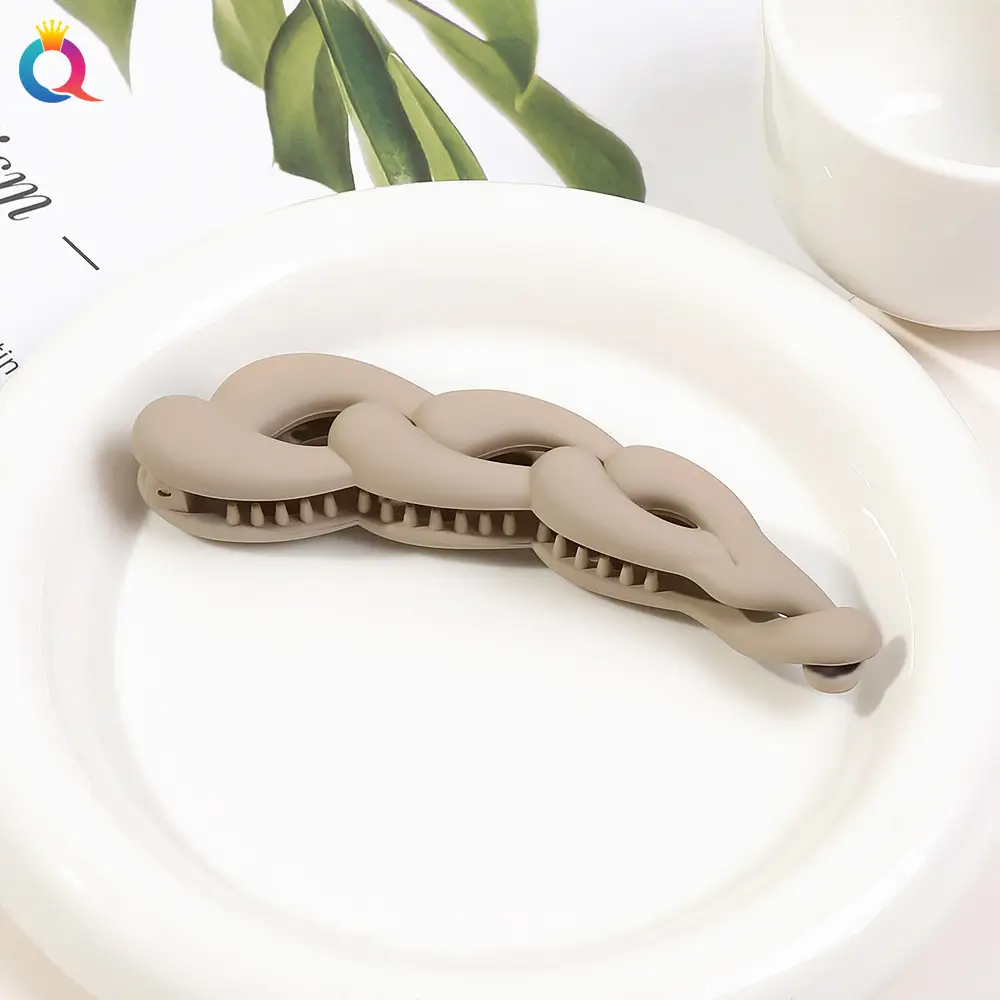 Black PVC Hair Clip for High Ponytail & Fixed Hairpin - Image 15