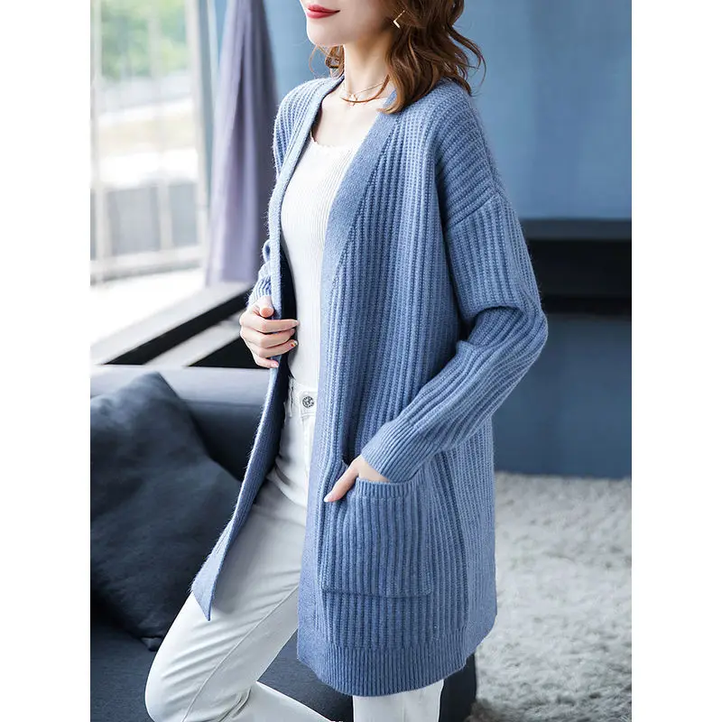 2024 Teal Knit Cardigan with Flap Pocket Pants - Image 5