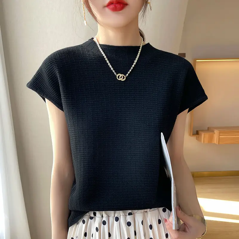 Women's White Knitted Checkered T-Shirt Half Turtleneck - Image 10