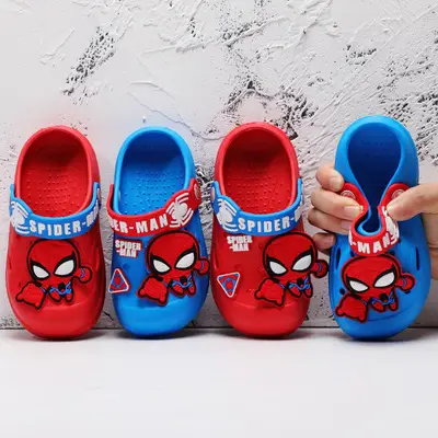 Sanlio children's slippers women's summer indoor non-slip children's hole shoes bathing cute baby cartoon beach shoes — feature 3