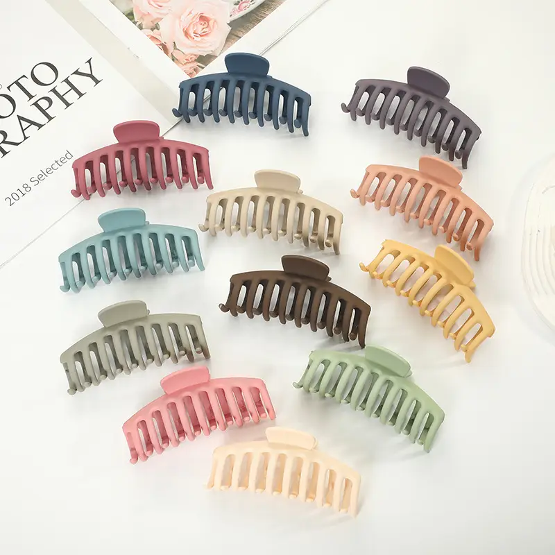 Korean Style Large Back Clip for Women