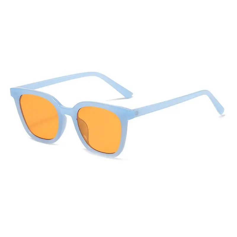 Black Frame Sunglasses with Green Tint 2022 Style - Image 8