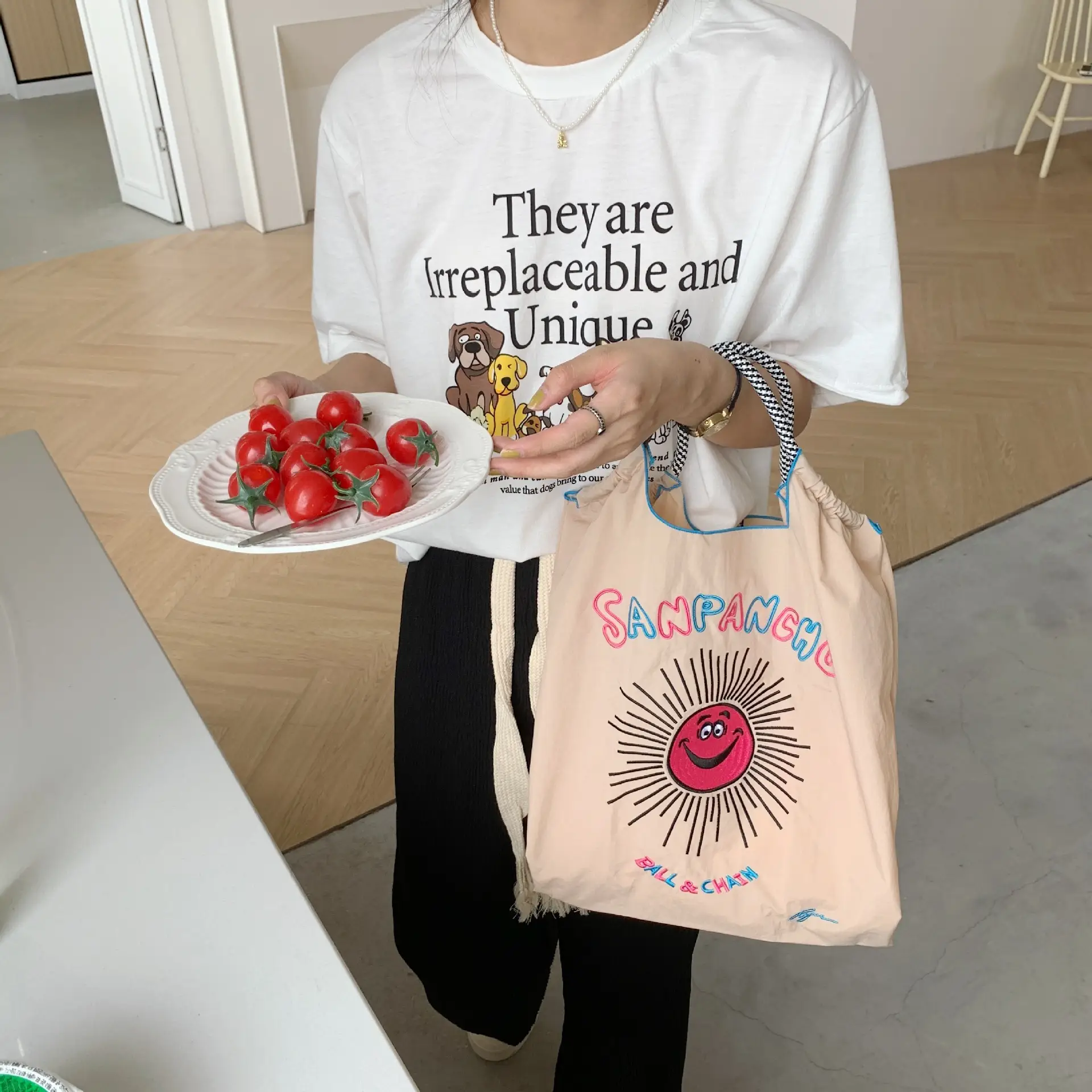 Japanese Style Embroidered Nylon Lunch Bag for Students - Image 7