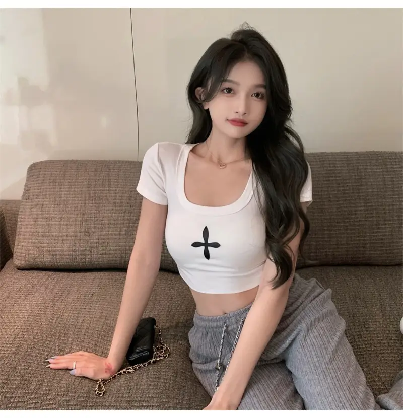 Black U-Neck Exposed Collar Top for Women — feature 6