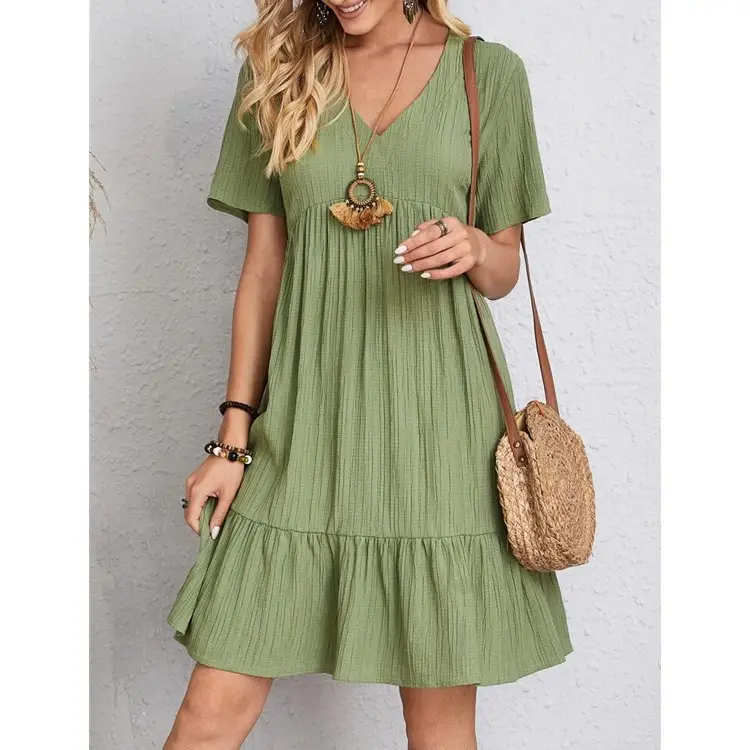 2022 Women's Green V-Neck Ruffled Dress - Image 10