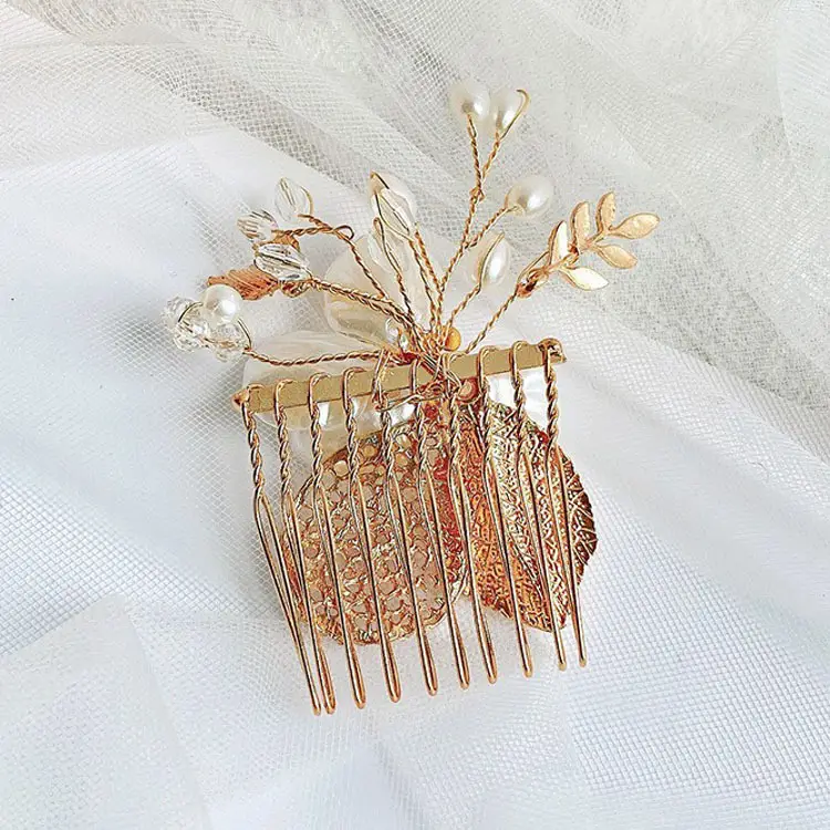 Golden Leaf Hair Comb for Bridal Accessories - Image 3