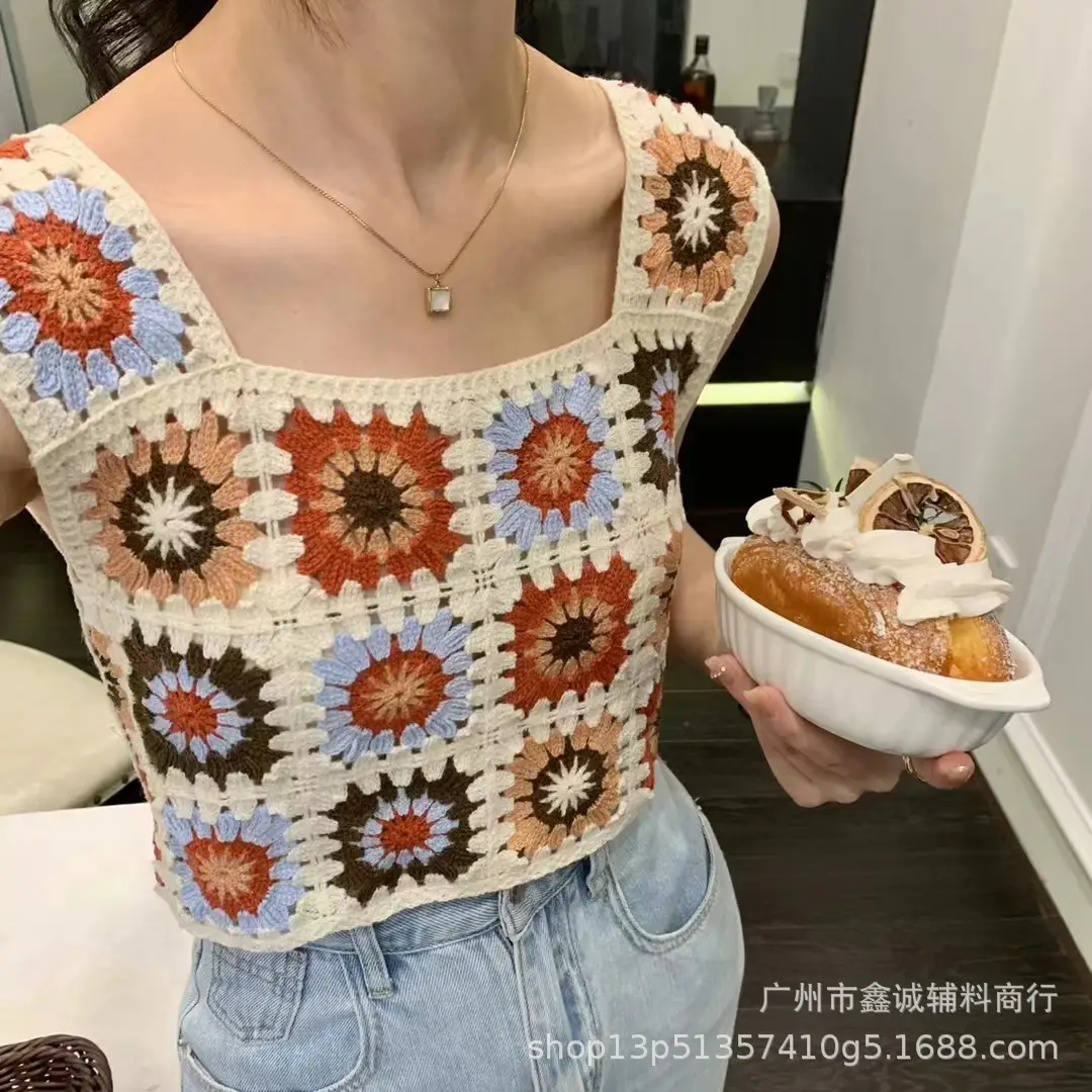 Women's Embroidered Knitted Vest with Hollow Blouse Design