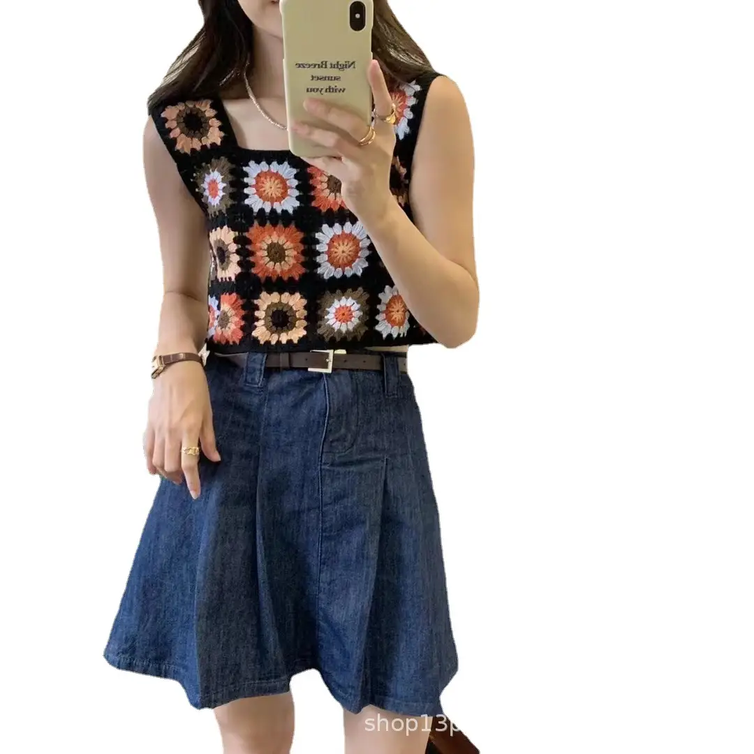 Women's Embroidered Knitted Vest with Hollow Blouse Design