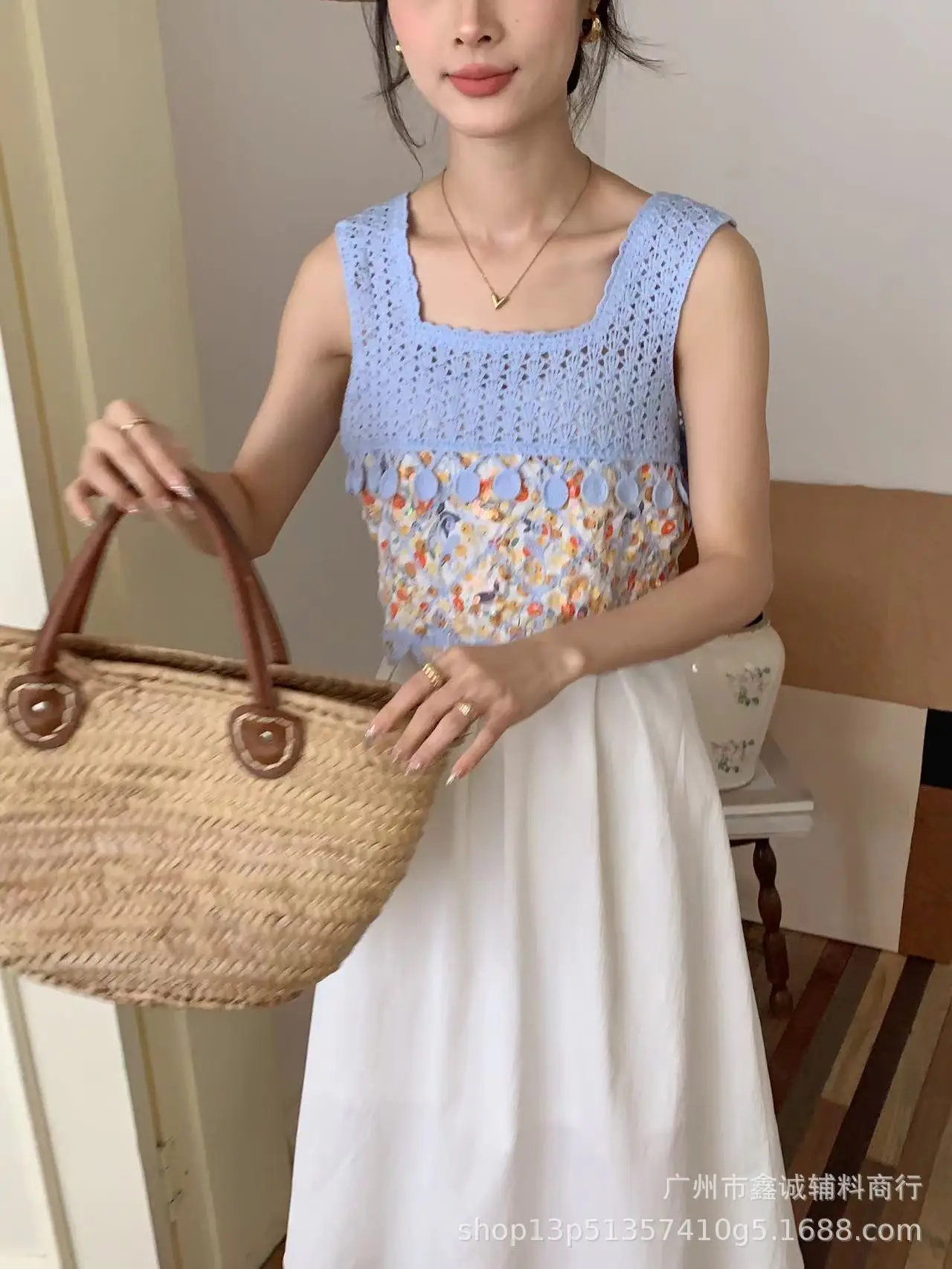 Women's Embroidered Knitted Vest with Hollow Blouse Design
