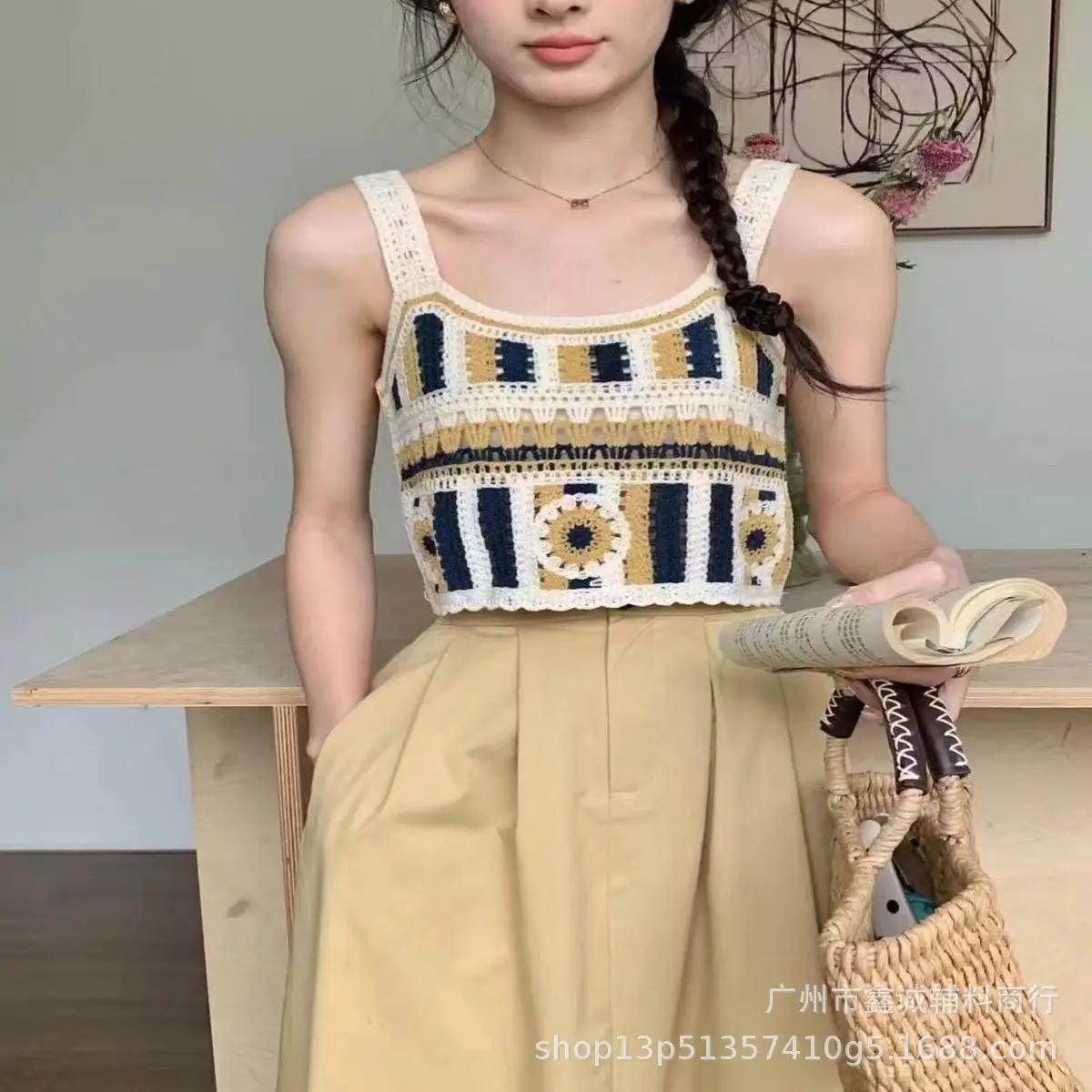 Women's Embroidered Knitted Vest with Hollow Blouse Design