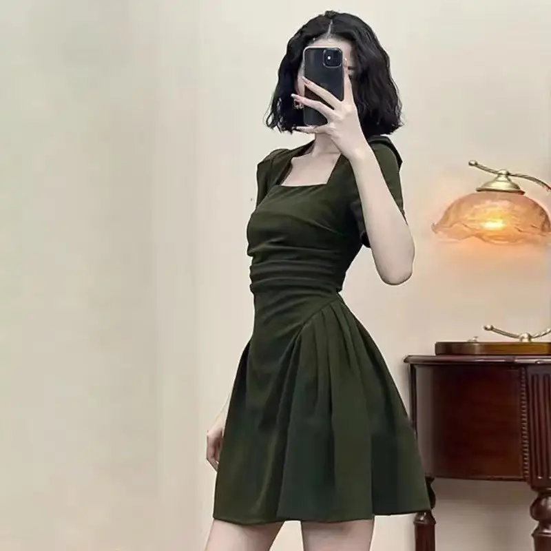 Black Square Collar Pleated Skirt Dress for Women — feature 2