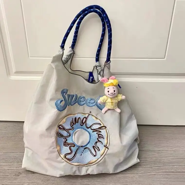 Pink Embroidered Waterproof Women's Shoulder Bag — feature 9
