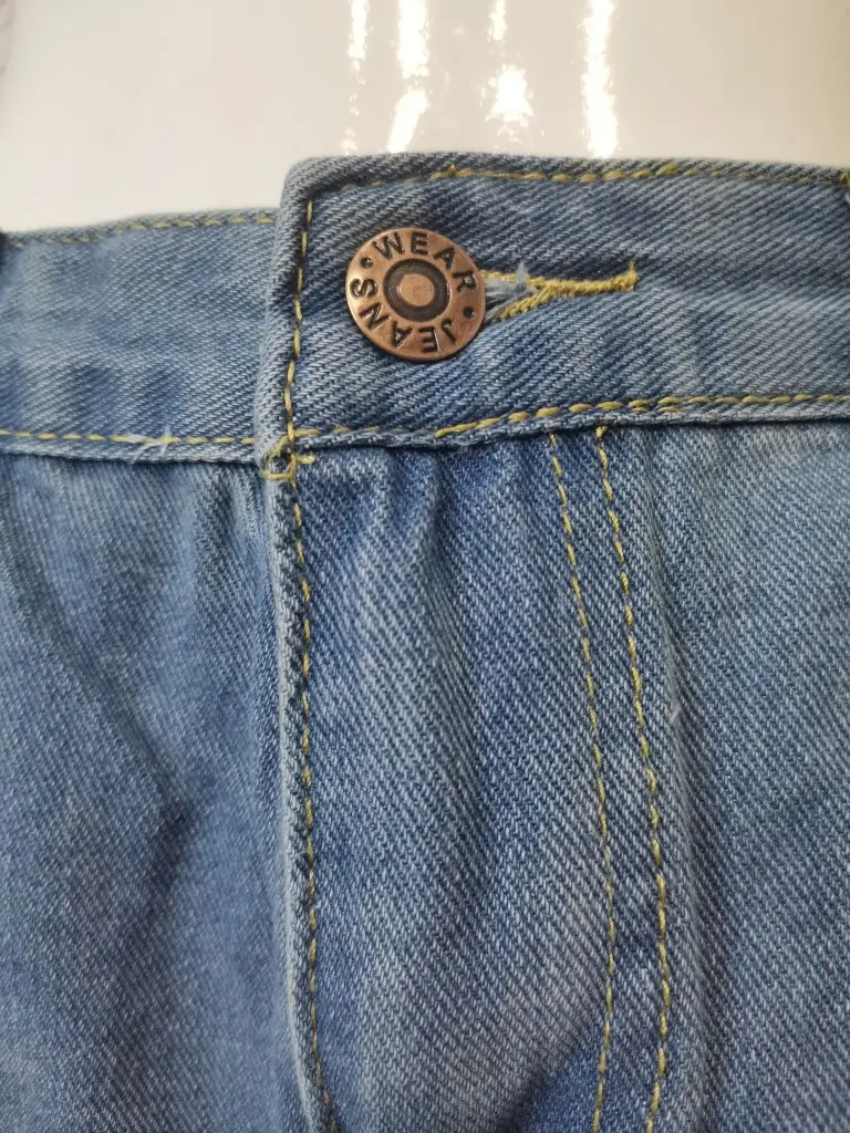 Women Denim Shorts V-Neck Light Blue Set — feature 15