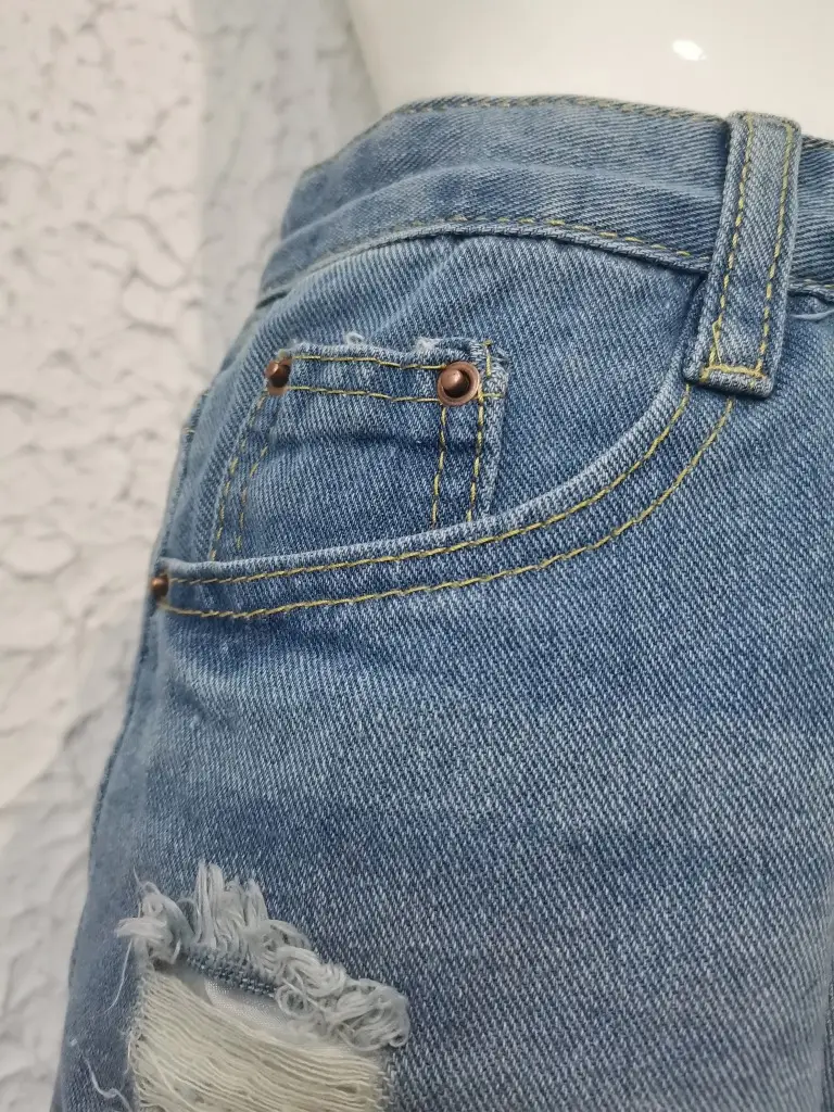 Women Denim Shorts V-Neck Light Blue Set — feature 16