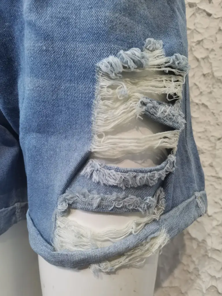 Women Denim Shorts V-Neck Light Blue Set — feature 17