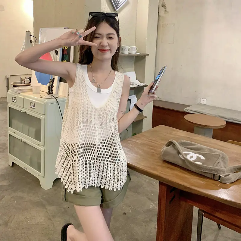 Women's White Crochet Hollow Knitted Vest Vest Summer Outfit Korean Style - Image 3