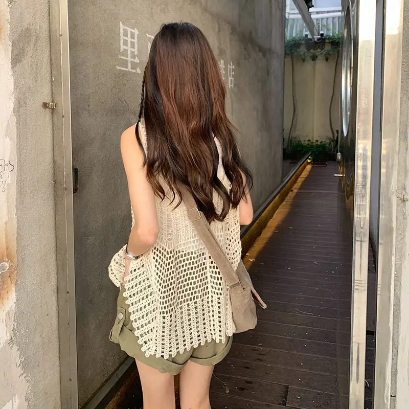 Women's White Crochet Hollow Knitted Vest Vest Summer Outfit Korean Style — feature 10