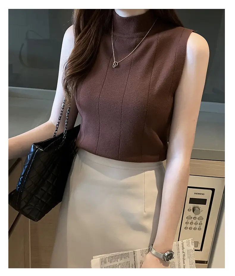 Women's Green Sleeveless Knit Top Vest — feature 10