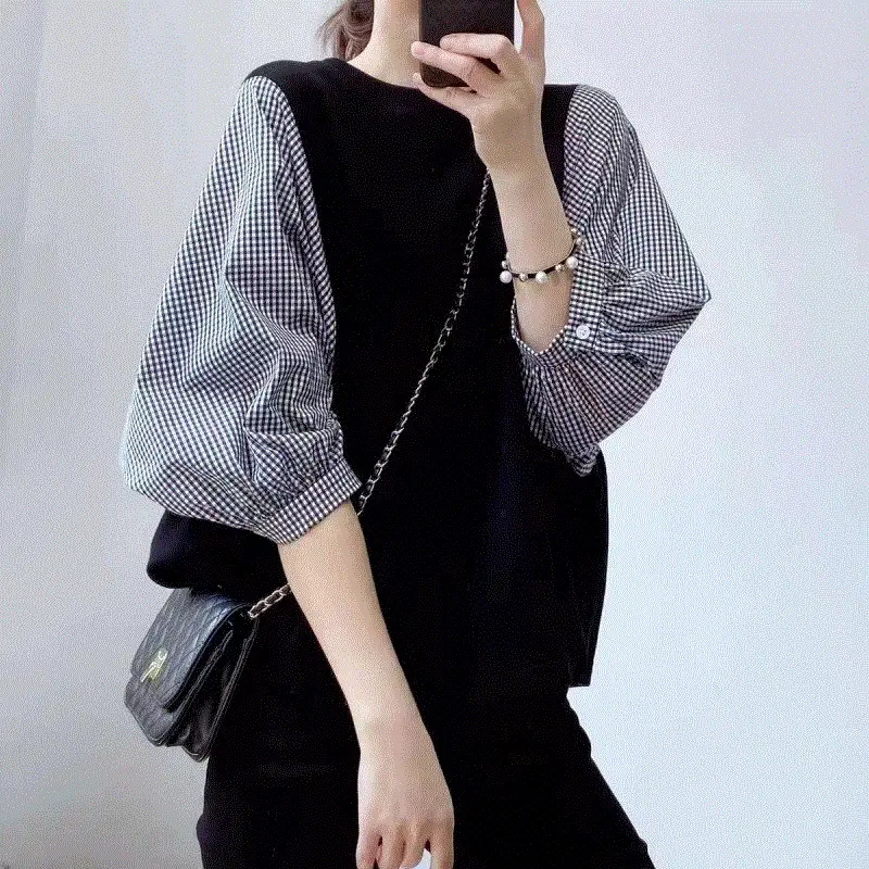 7-Color Fake Two-Piece T-Shirt Top for Women - Image 7