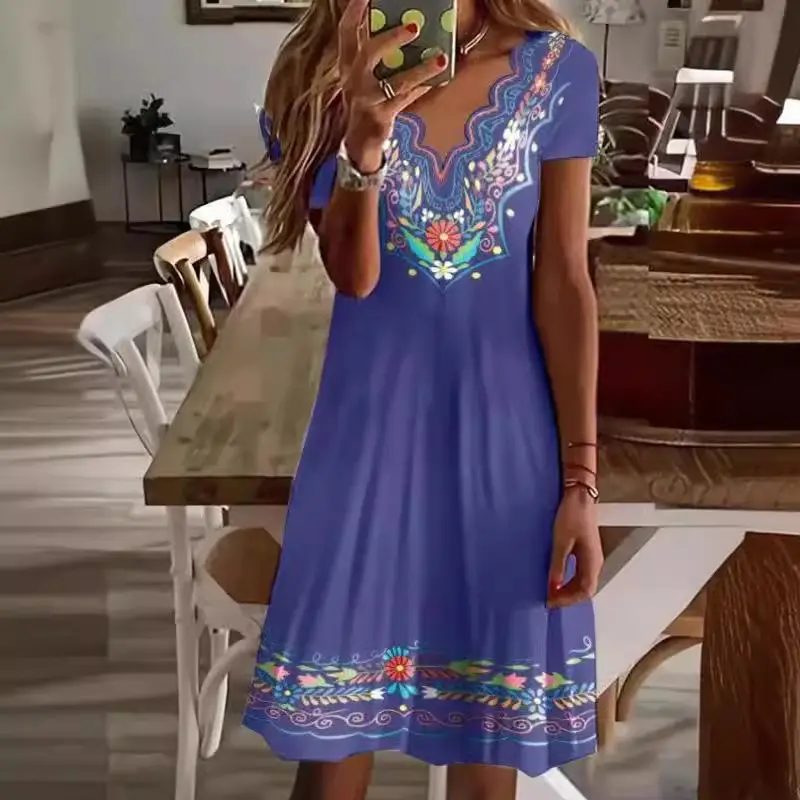 Women's Green Printed V-Neck Dress Wave Pattern - Image 8