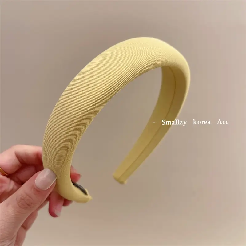 Yellow High Skull Headband for Goats, Korean Style, Durable, Stylish - Image 3