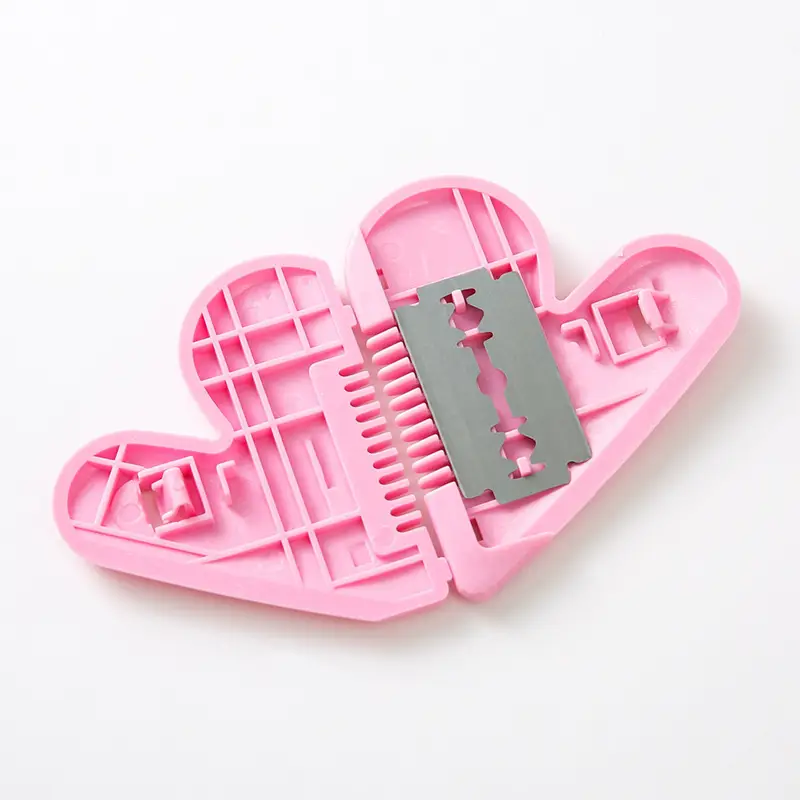 Pink Heart-Shaped Hair Comb for Quick Trimming - Image 4