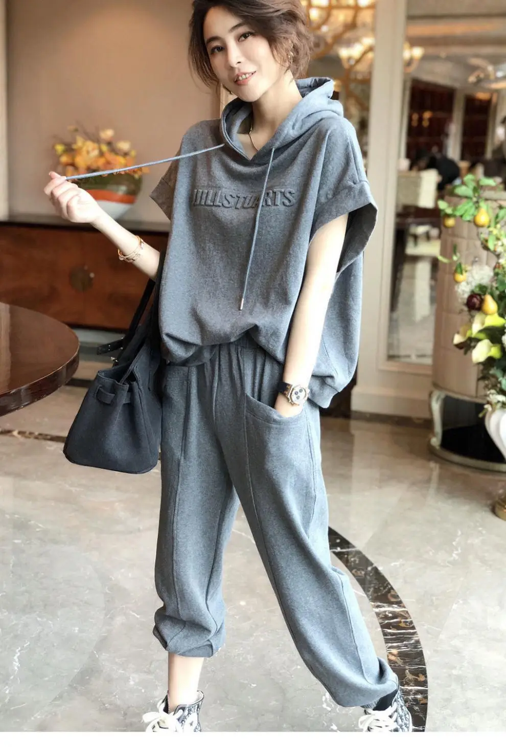 Women Grey Hooded Sweatshirt Set Large Casual Pants — feature 4