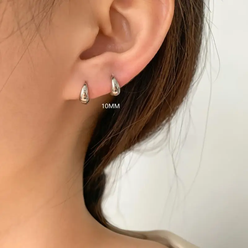 Bold Hoop Earrings for Women, Hong Kong Style, Suitable for Round Faces, Light Luxury, Trendy, Simple, Versatile, Elegant Silver Earrings, S925 Sterling Silver