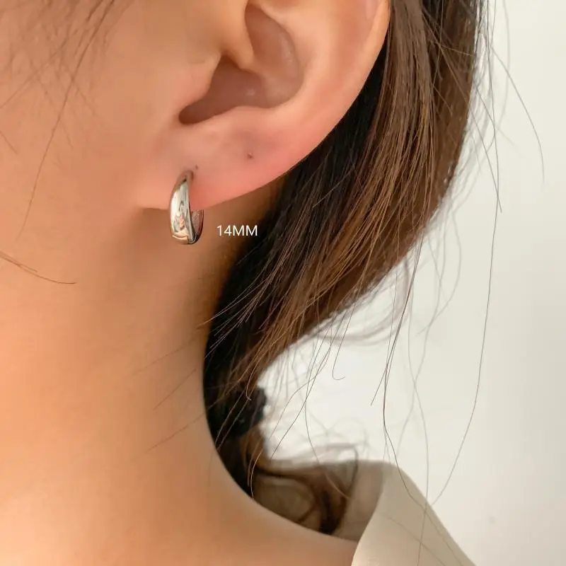 Bold Hoop Earrings for Women, Hong Kong Style, Suitable for Round Faces, Light Luxury, Trendy, Simple, Versatile, Elegant Silver Earrings, S925 Sterling Silver