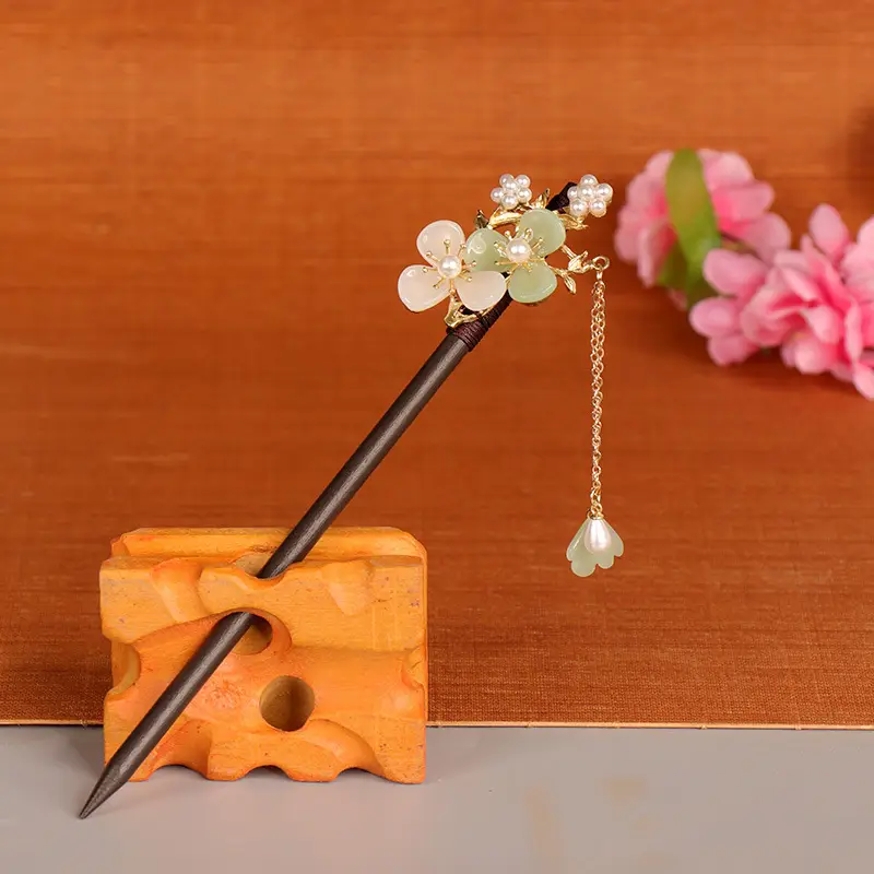 Vintage Imitation Jade Acrylic Hairpin with Holographic Finish — feature 24
