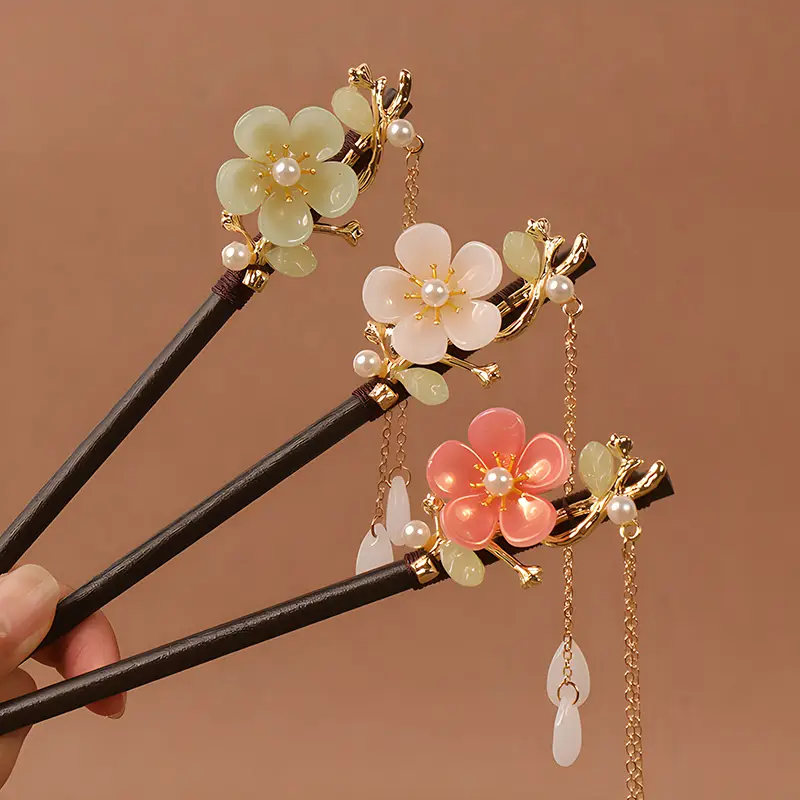 Vintage Imitation Jade Acrylic Hairpin with Holographic Finish — feature 42