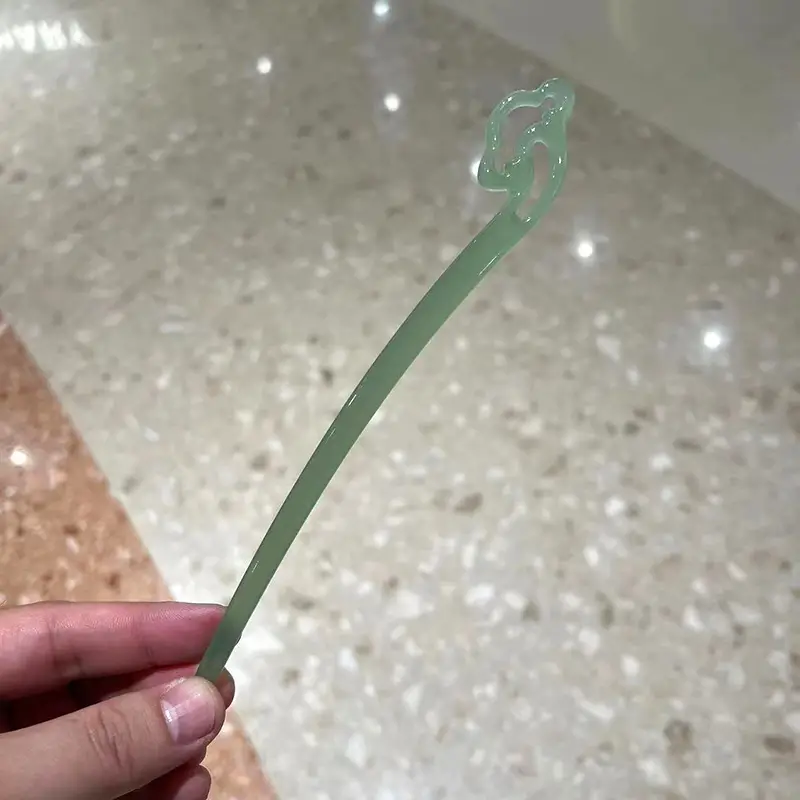 Vintage Imitation Jade Acrylic Hairpin with Holographic Finish - Image 16