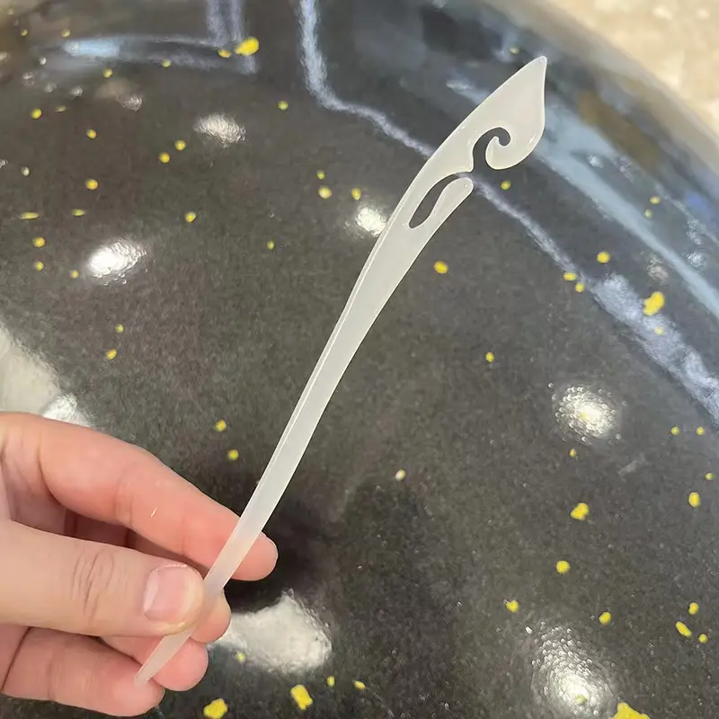 Vintage Imitation Jade Acrylic Hairpin with Holographic Finish - Image 25