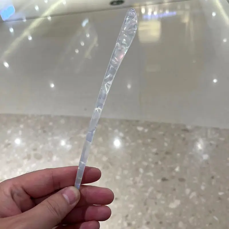 Vintage Imitation Jade Acrylic Hairpin with Holographic Finish - Image 5