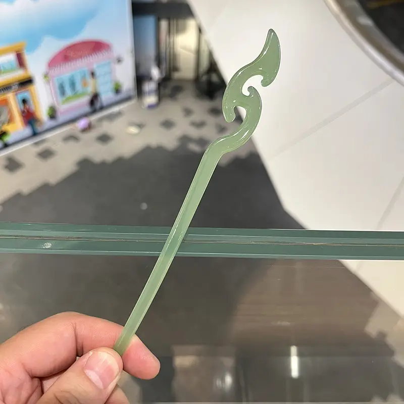 Vintage Imitation Jade Acrylic Hairpin with Holographic Finish - Image 6