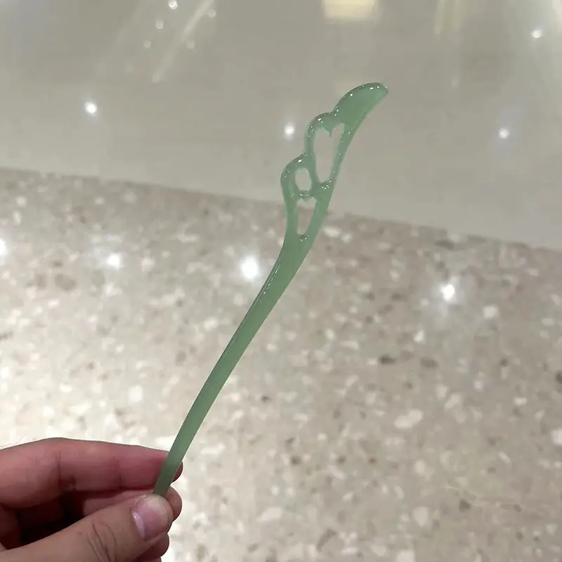 Vintage Imitation Jade Acrylic Hairpin with Holographic Finish - Image 8