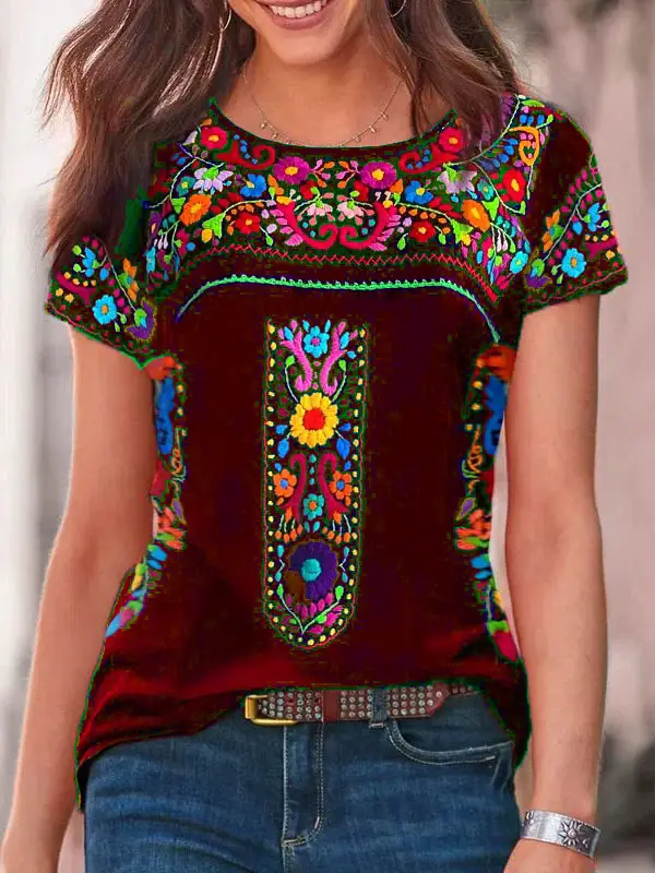 2023 Women Printed T-Shirt Black Embroidered Floral - Image 3