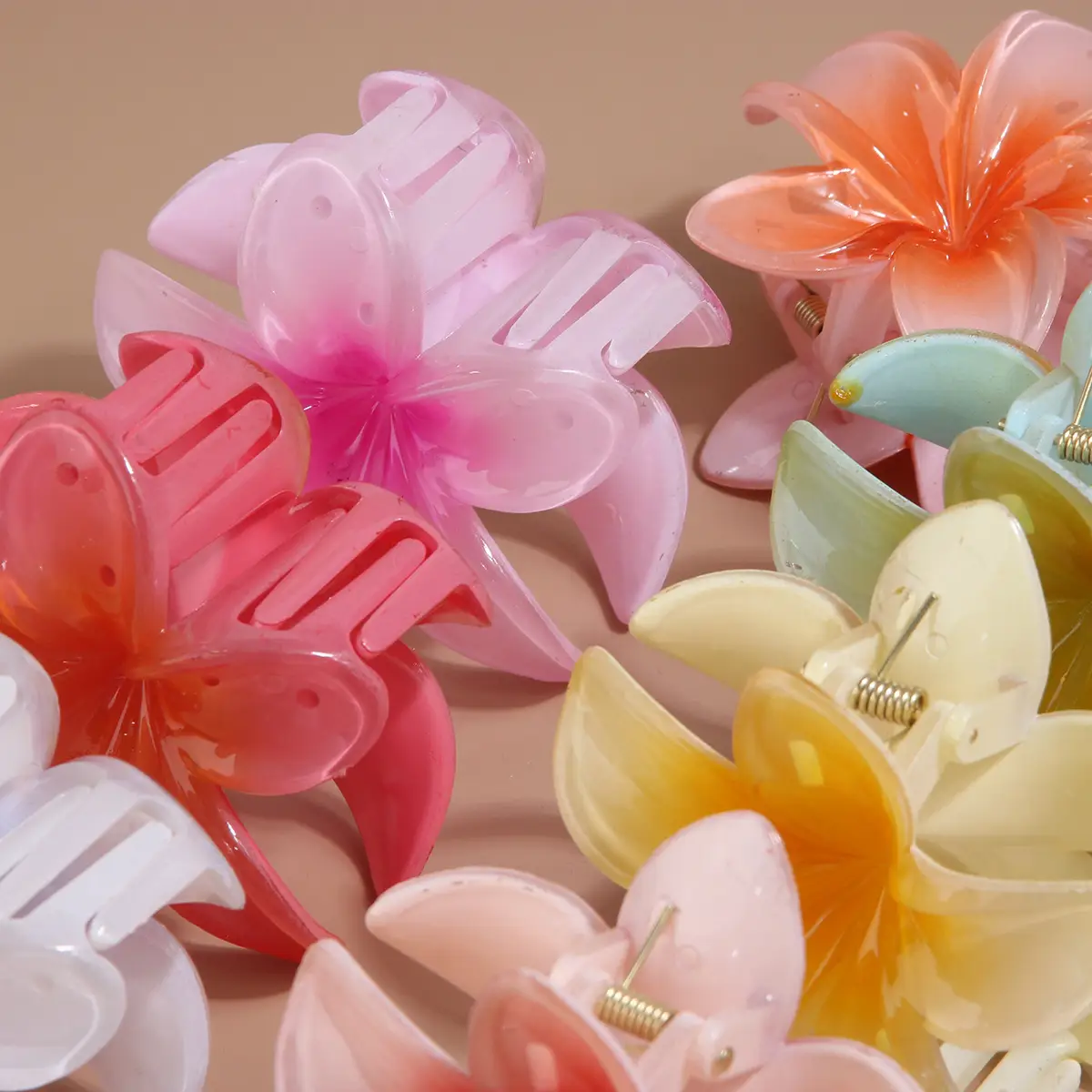 Vintage Green Plumeria Hair Clip for Women — feature 12