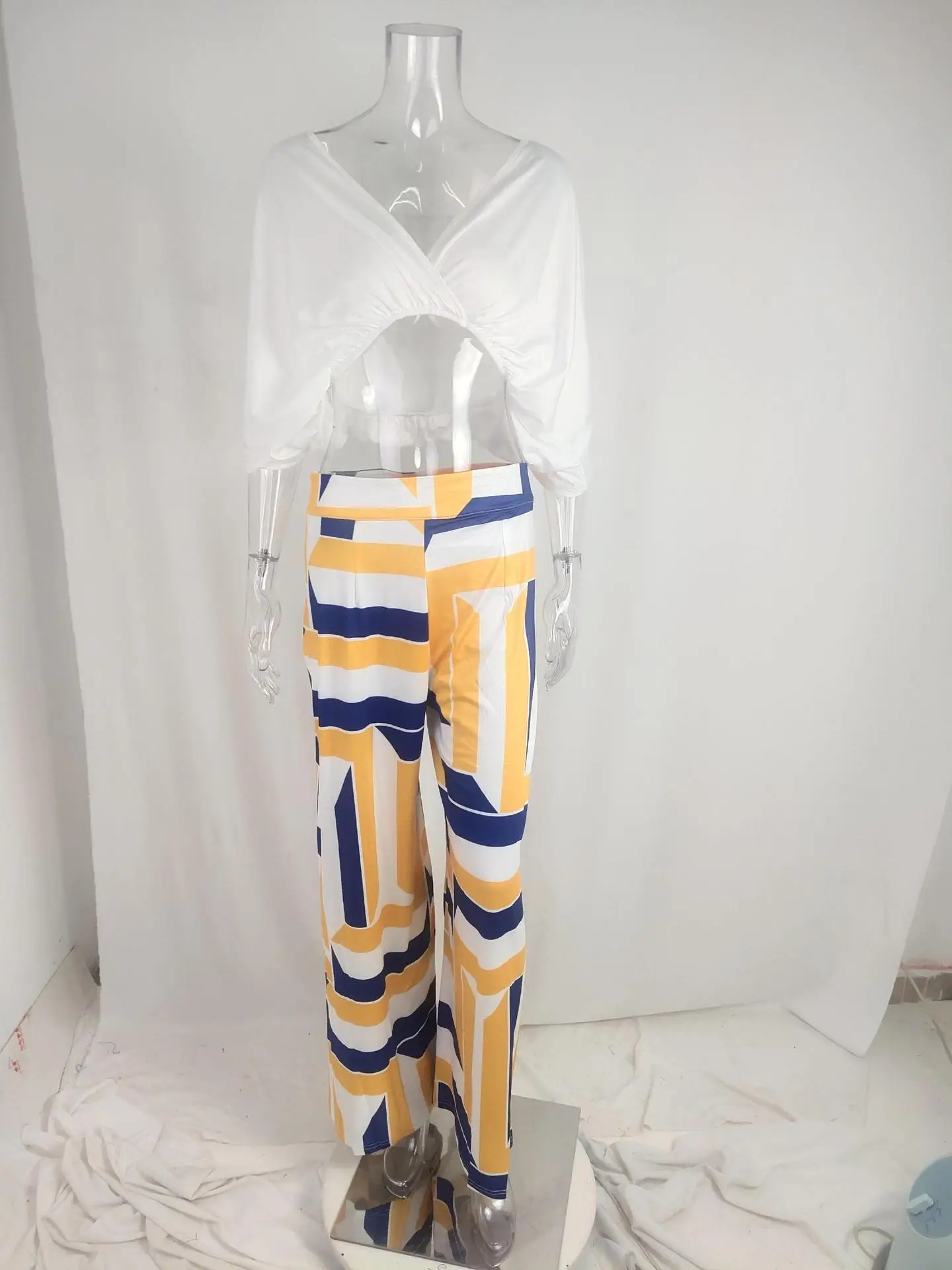 Women V-Neck Printed Wide-Leg Pants Orange Pink Floral 2026 — feature 13
