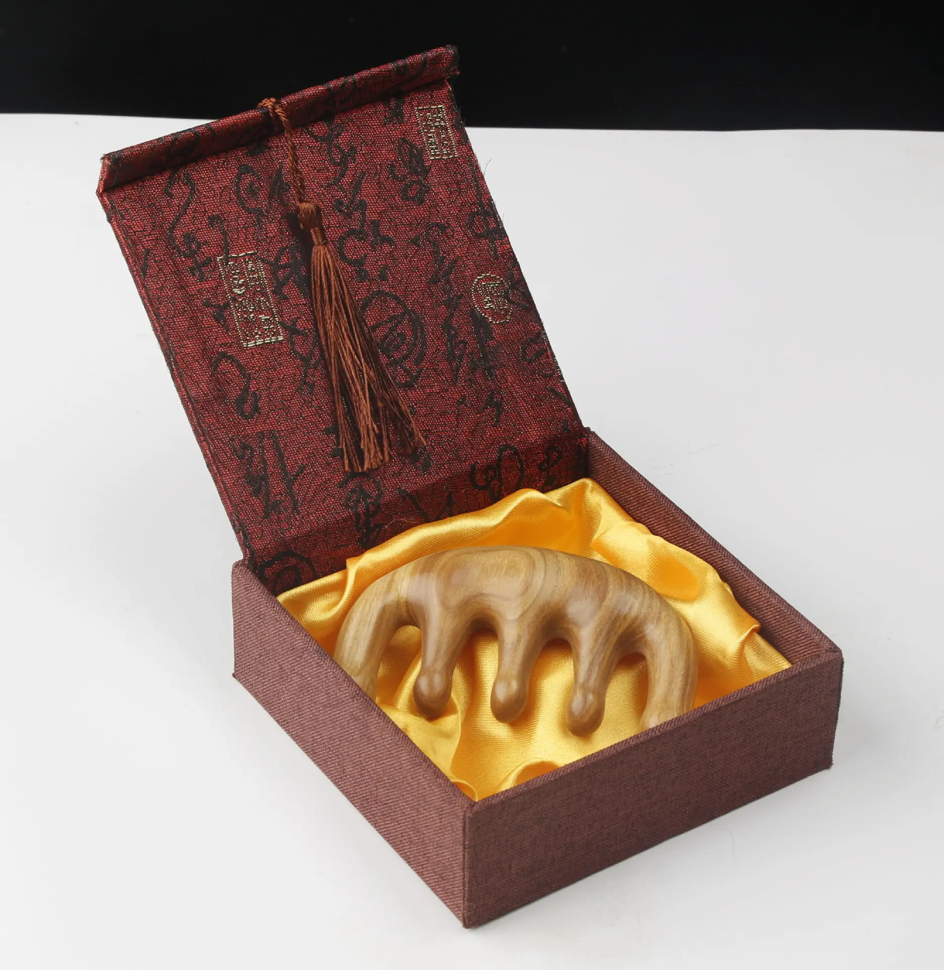 Golden Sandalwood Dolphin Massage Comb