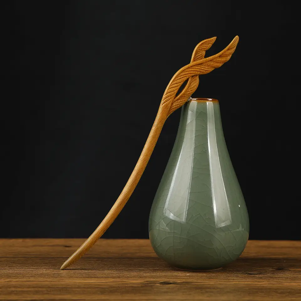 Chinese Hanfu Hairpin with Dragon Design Green Sandalwood