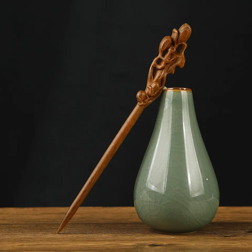 Chinese Hanfu Hairpin with Dragon Design Green Sandalwood