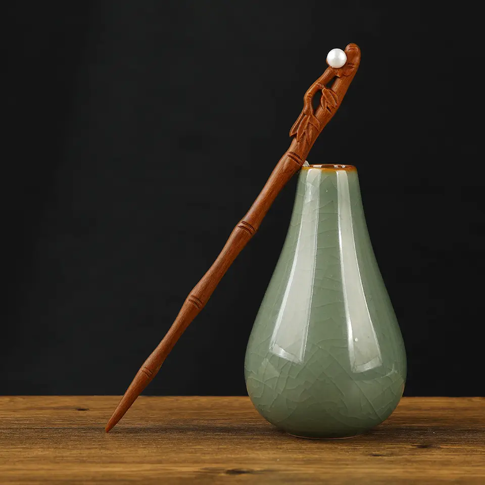 Chinese Hanfu Hairpin with Dragon Design Green Sandalwood