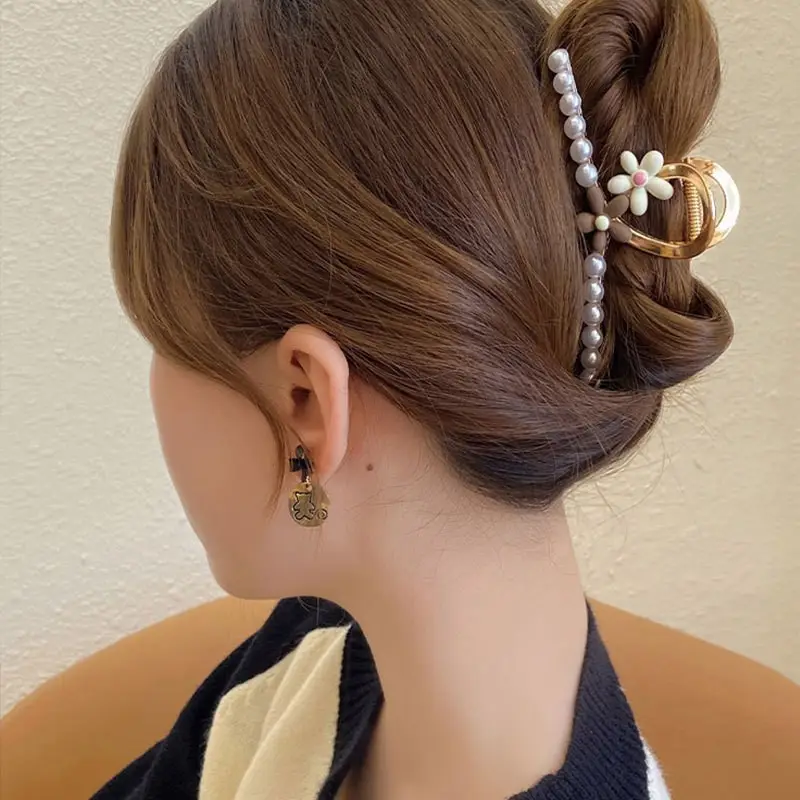 Black K-Style Hair Clip for Women Summer 2021