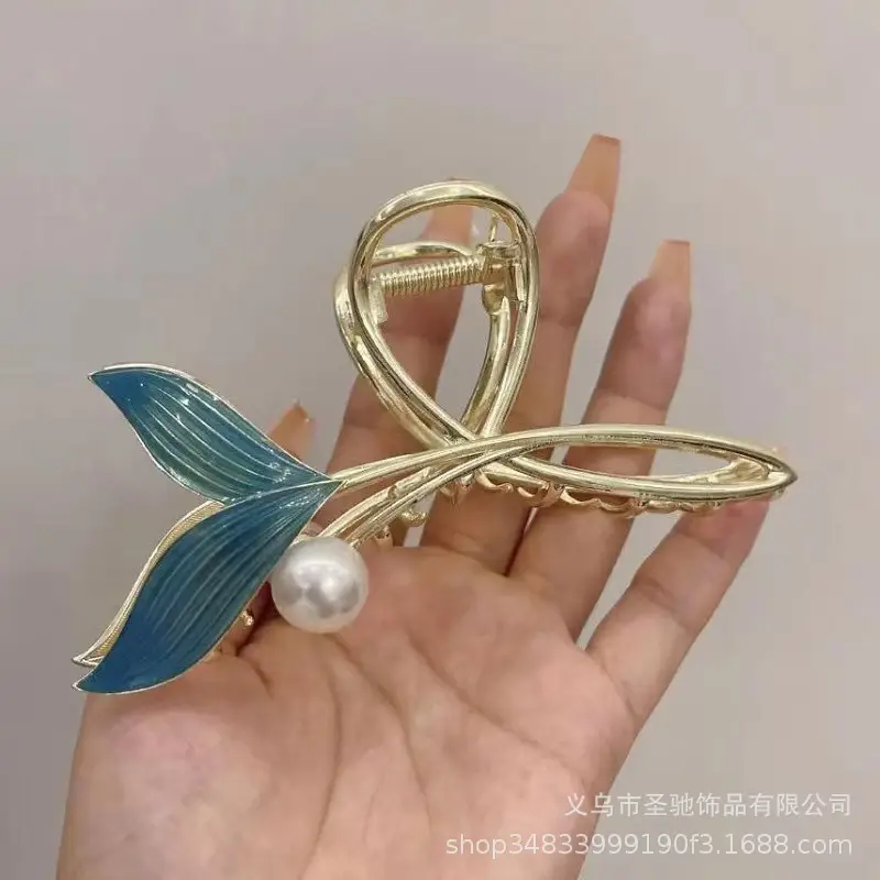 Black K-Style Hair Clip for Women Summer 2021