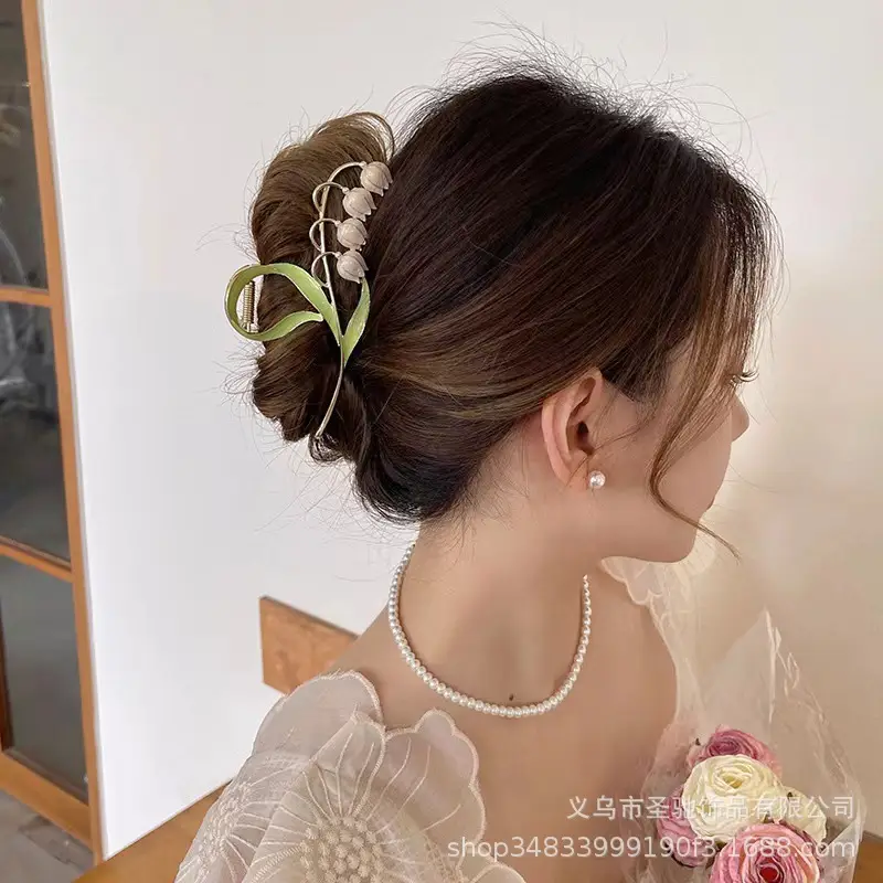 Black K-Style Hair Clip for Women Summer 2021