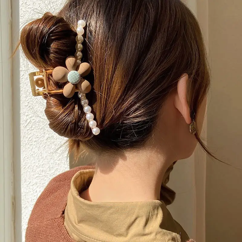 Black K-Style Hair Clip for Women Summer 2021