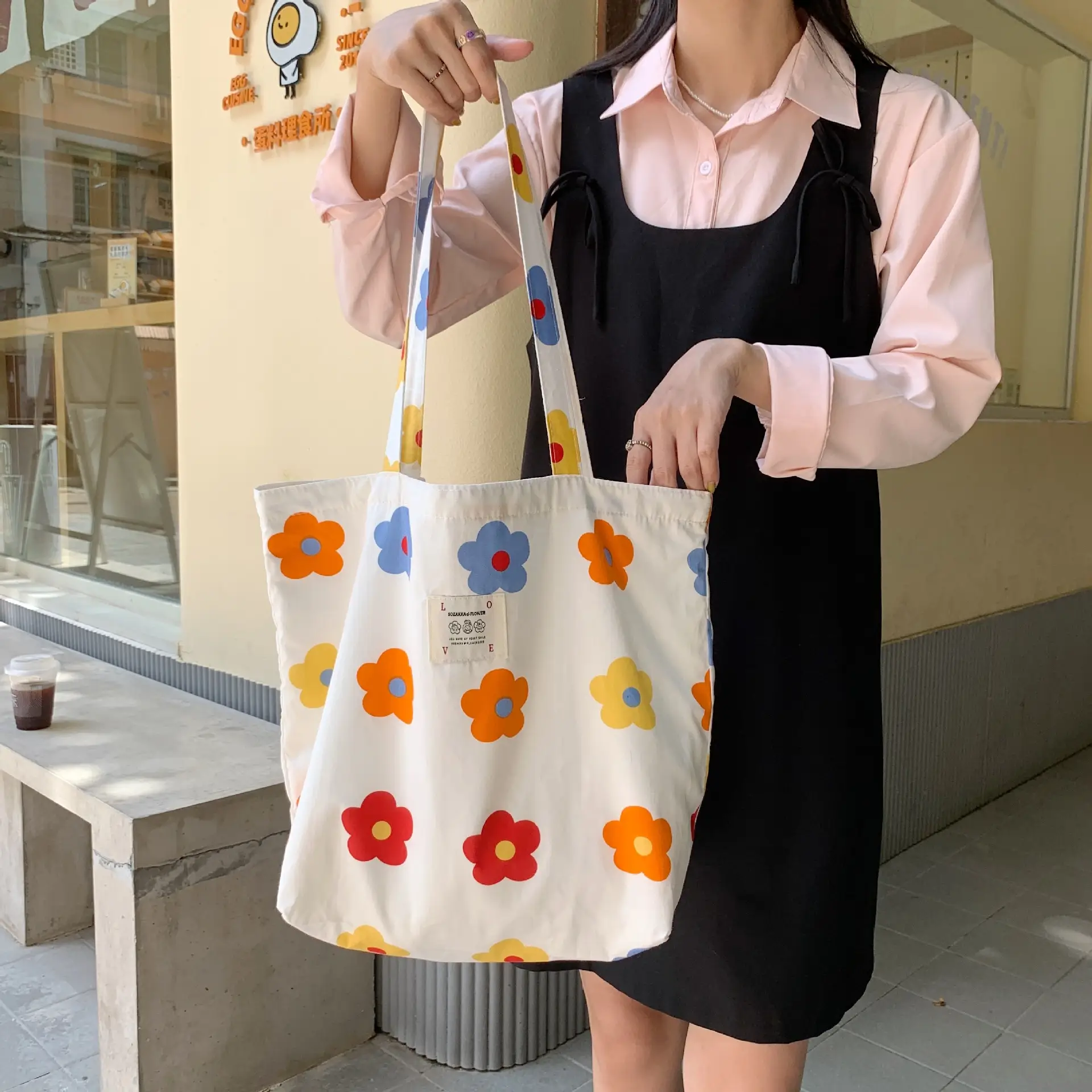 Stylish Floral Canvas Shoulder Bag Large Capacity - Image 3